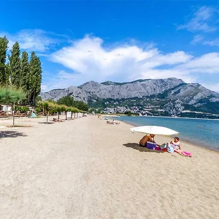 Rubic Omis- 230m From Sandy דירה