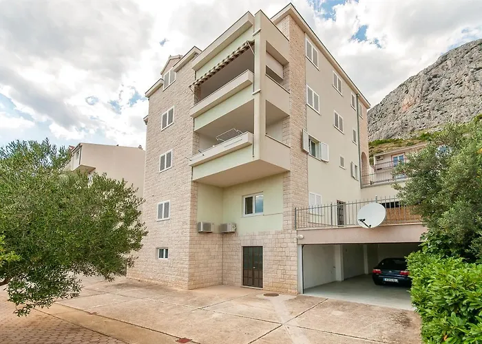 דירה Rubic Omis- 230m From Sandy Duće