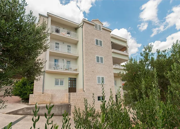 Rubic Omis- 230m From Sandy דירה Duće