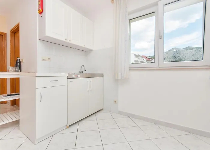 דירה Rubic Omis- 230m From Sandy Duće