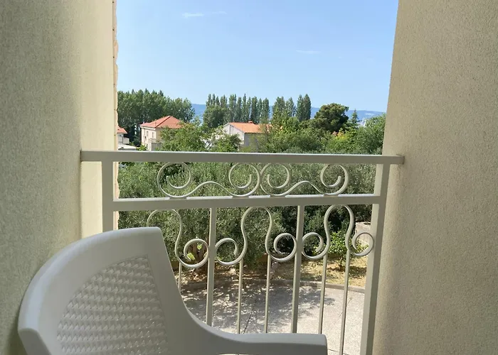 דירה Rubic Omis- 230m From Sandy Duće