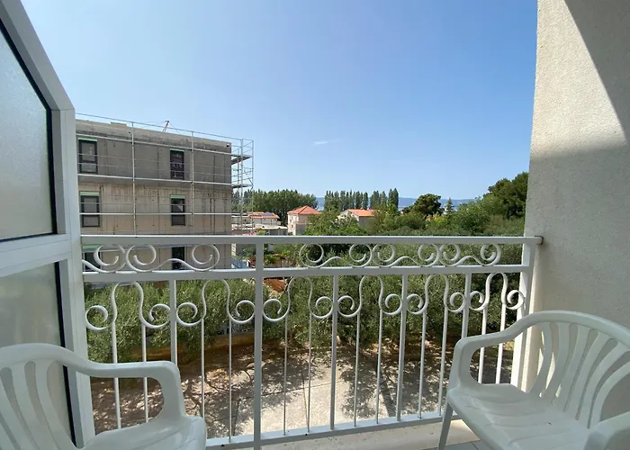 דירה Rubic Omis- 230m From Sandy